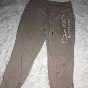 Calvin Klein sweatpants in Large (Beige/nude color)